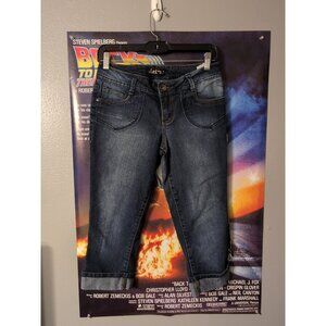 L.E.I Ashley Low-rise Dark Wash Blue Cuffed Denim Capri Jeans Junior Size 9